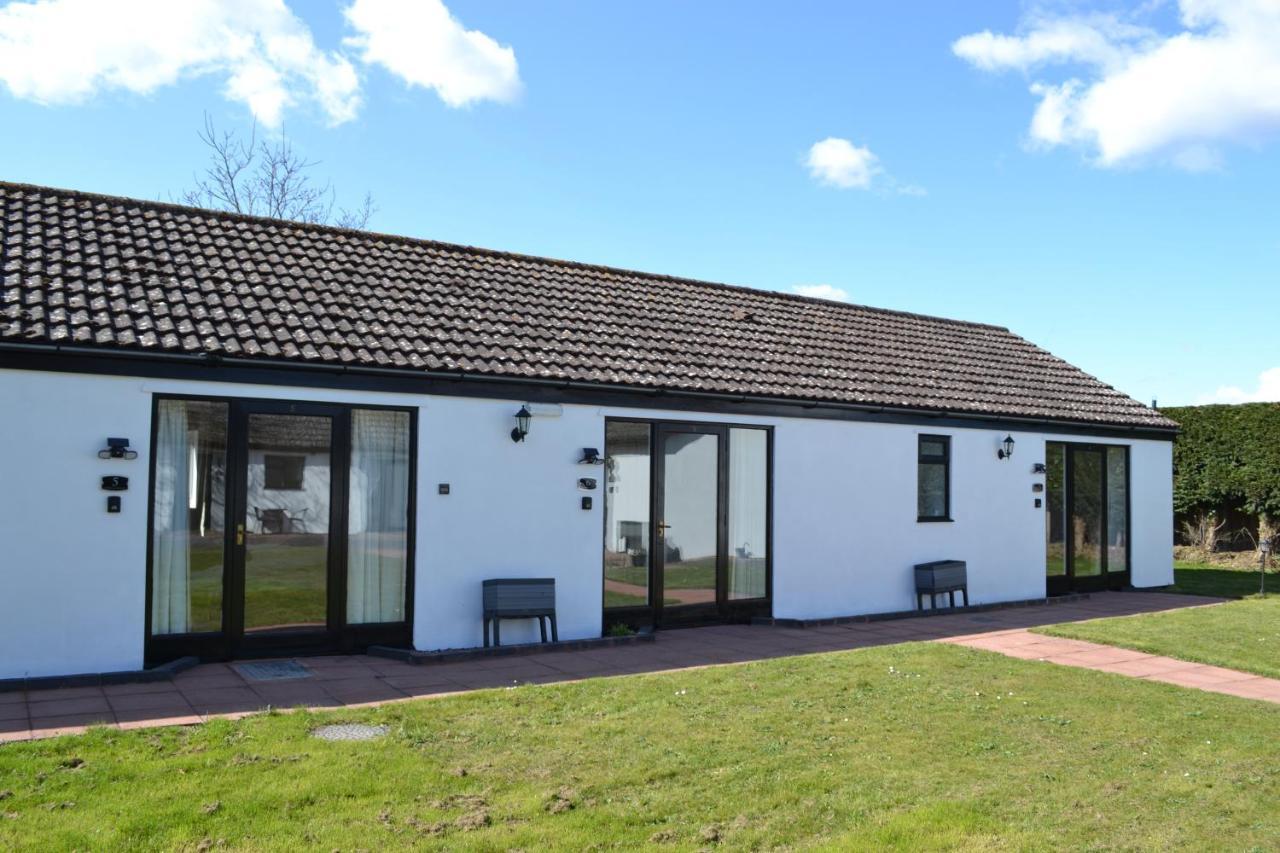 Number 6 - Lytton Tree Lodge, Reydon, Southwold Eksteriør billede