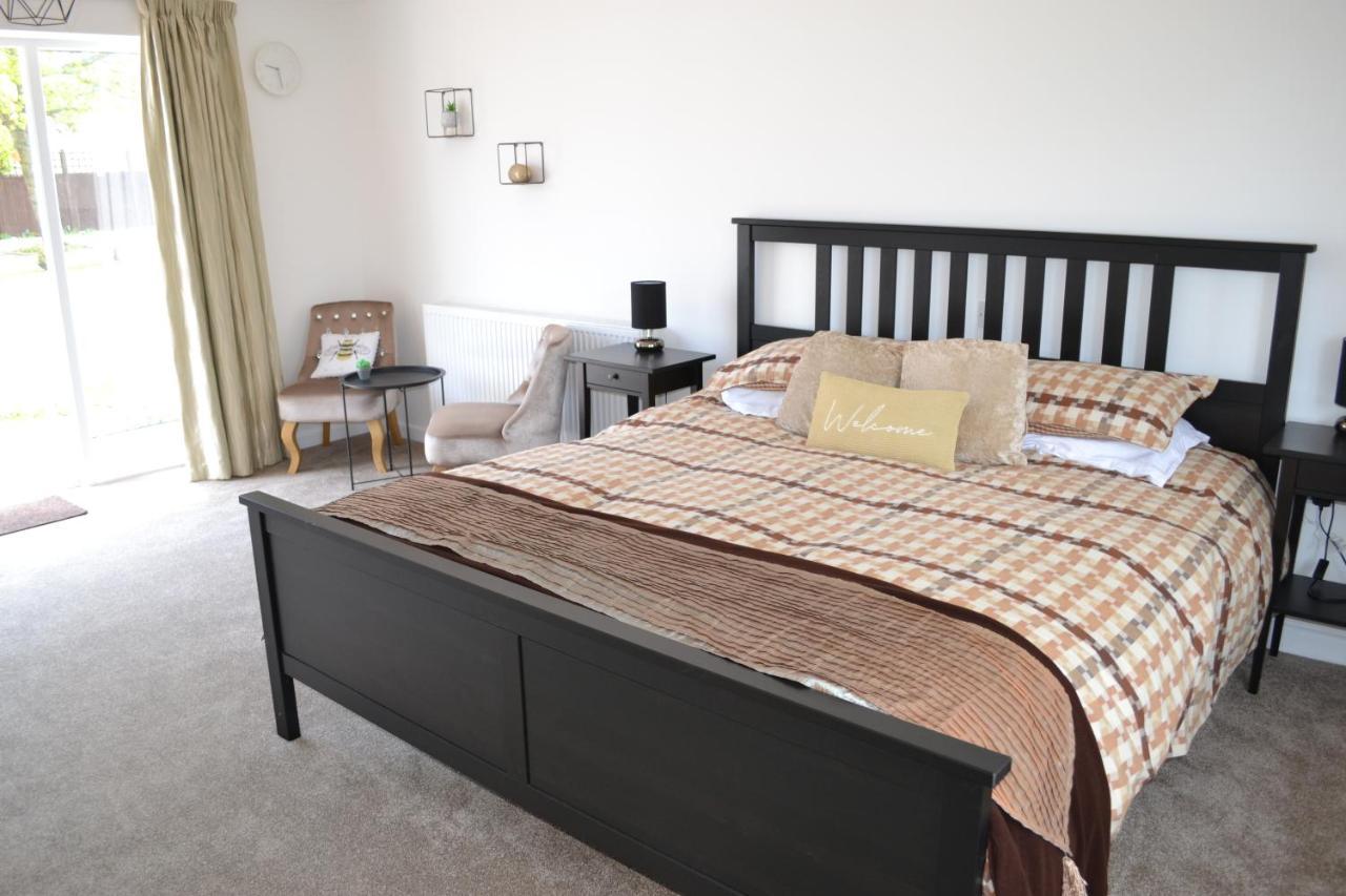 Number 6 - Lytton Tree Lodge, Reydon, Southwold Eksteriør billede