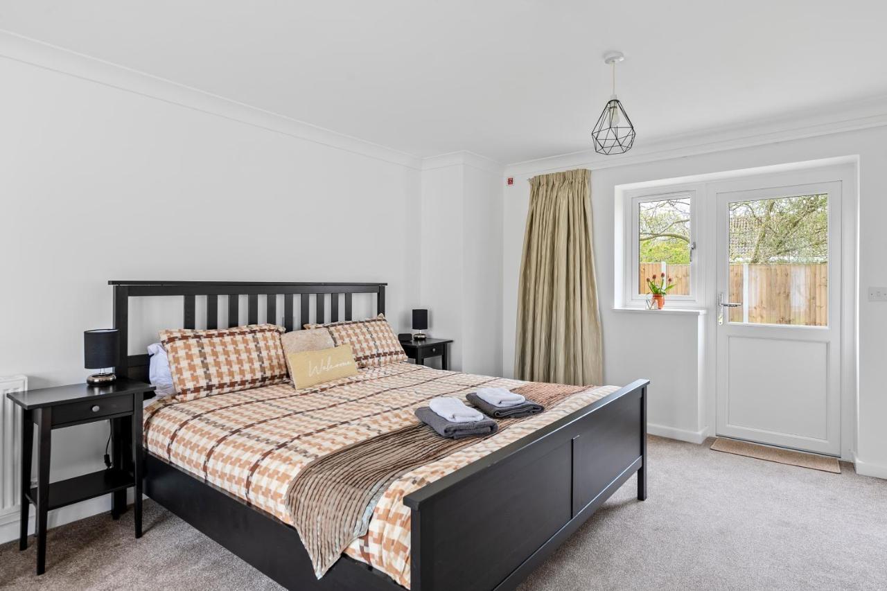 Number 6 - Lytton Tree Lodge, Reydon, Southwold Eksteriør billede